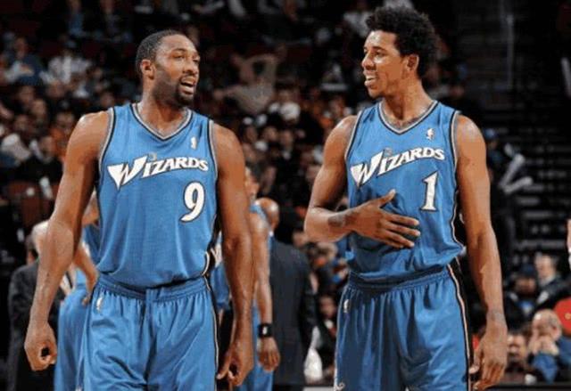 作为阿森纳 作为阿森纳