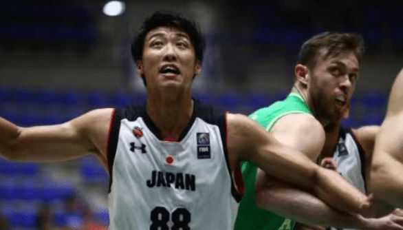 推进与肋部 推进与肋部